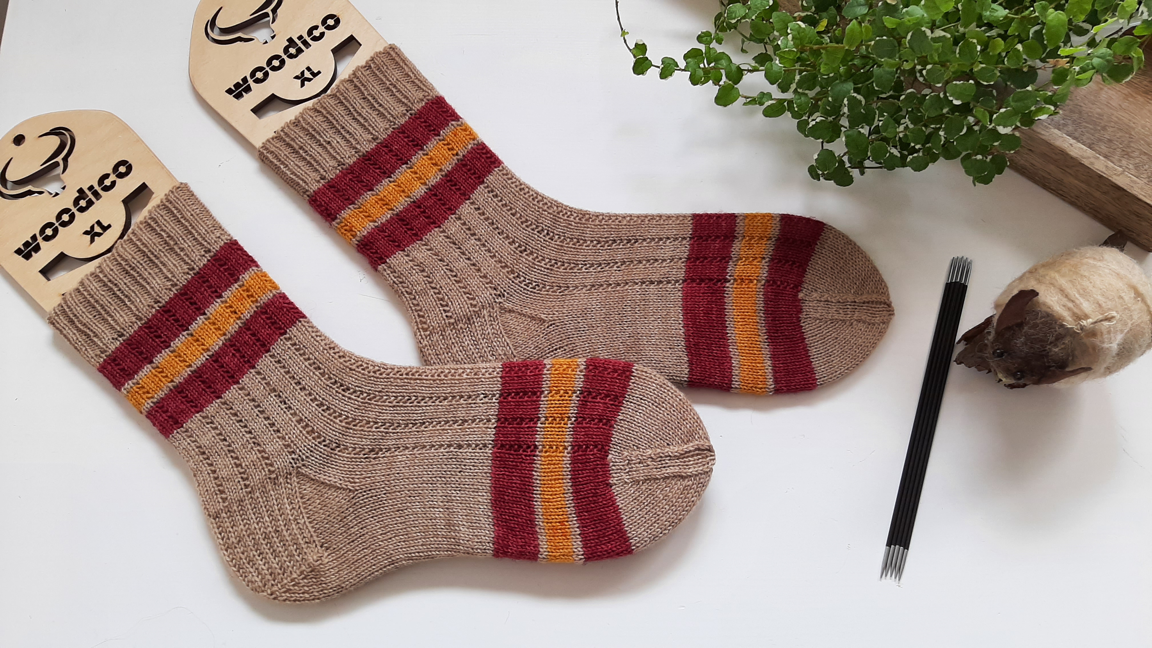 Scida Socken: Rippenmuster mit Streifen