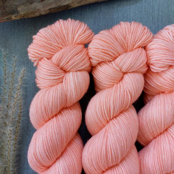 Merino-Sockenwolle Hightwist Flamingo 100g (4-fädig) Bild 2