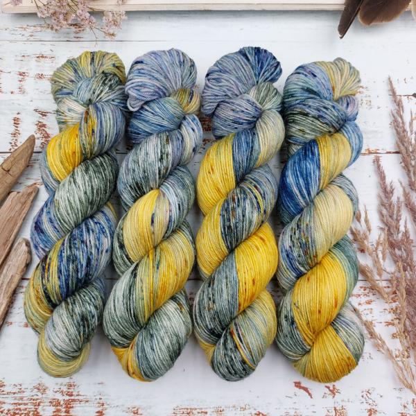 Merino-Sockenwolle Hightwist Glueckskind (4-fädig)