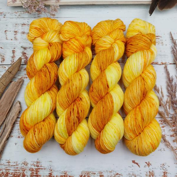 Merino-Sockenwolle Hightwist Sonnenkind (4-fädig)